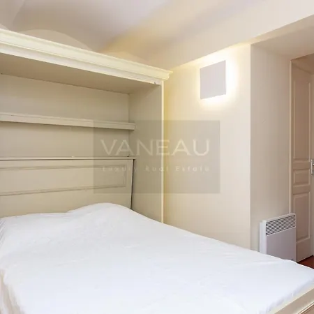 Апартаменты 3p En Rez De Jardin D'un Maison Bourgeoise Канны